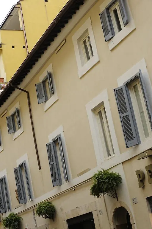 Hotel Mario De' Fiori 37 Roma